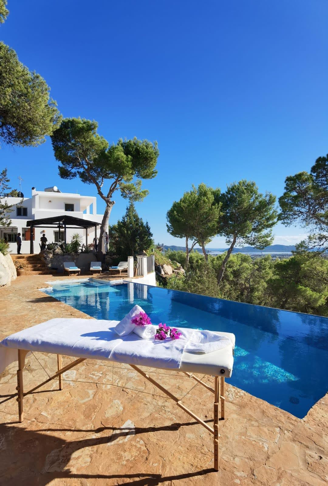 Luxury Holidays in Ibiza: Exclusive Villas and Concierge Services