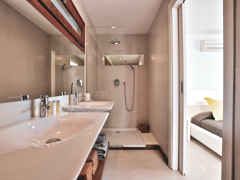 Villa Pictures/Villa 175/19 Bathroom bedroom 4 bungalow.jpg